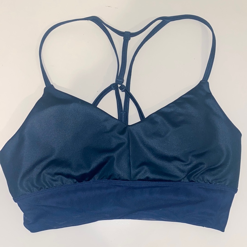 Alo sports bra
